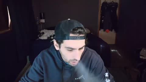 Snapshot of hungbidad666 chatting on December 13, 5:10 pm FootLover online show from December 13, 5:10 pm