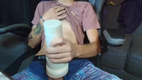 Snapshot of hungbidad666 chatting on September 19, 2:51 pm FootLover online show from September 19, 2:51 pm