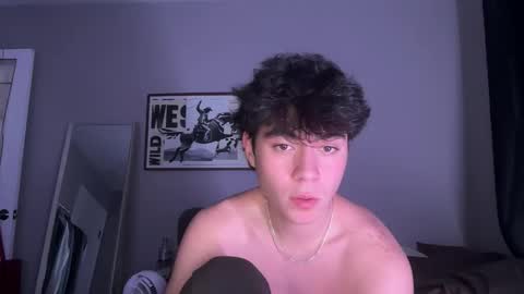 Snapshot of hungc0llegejock chatting on October 16, 2:34 am hungc0llegejock online show from October 16, 2:34 am