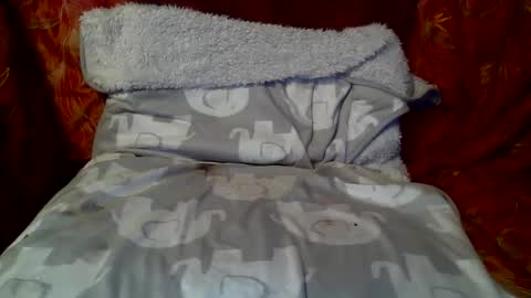 Snapshot of hungc2c420 chatting on May 22, 3:39 pm hung420boner online show from May 22, 3:39 pm