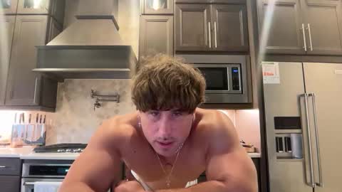 Snapshot of hungkingg22 chatting on April 14, 2:56 pm hungkingg22 online show from April 14, 2:56 pm