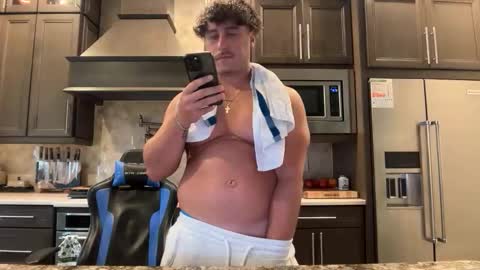 Snapshot of hungkingg22 chatting on May 16, 2:49 pm hungkingg22 online show from May 16, 2:49 pm
