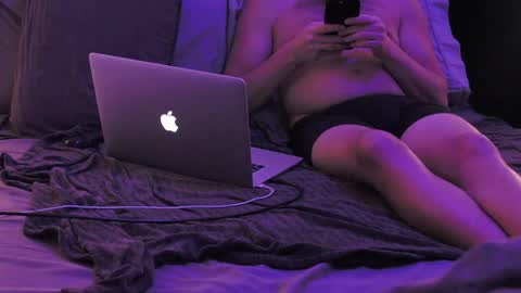 hungm4fun101 online show from March 22, 11:52 pm