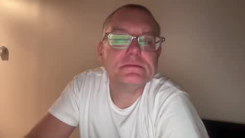 AARON online show from November 14, 2:43 am