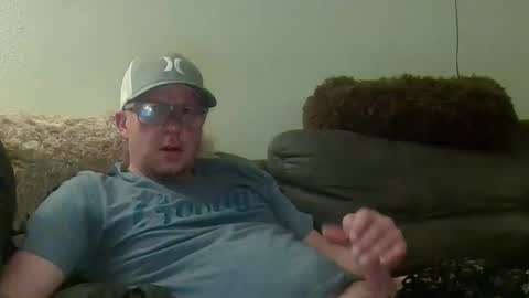 HuingsingleDad79 online show from March 19, 7:12 am