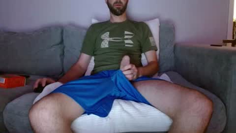 Snapshot of hungslim8inch chatting on June 11, 1:38 am King Hungslim online show from June 11, 1:38 am