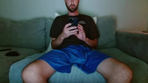 Snapshot of hungslim8inch chatting on June 12, 2:32 am King Hungslim online show from June 12, 2:32 am