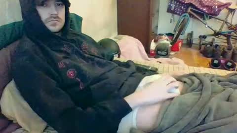 Snapshot of hungsubbb chatting on October 6, 7:11 pm Boi online show from October 6, 7:11 pm