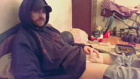 Snapshot of hungsubbb chatting on November 24, 4:23 am Boi online show from November 24, 4:23 am