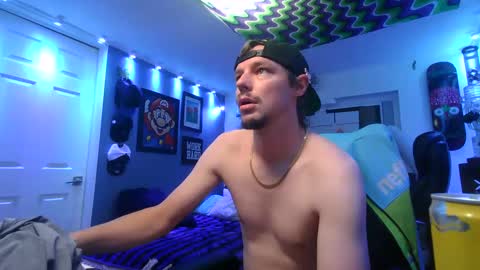 Snapshot of hungtxcock92 chatting on September 20, 12:17 pm hungtxcock92 online show from September 20, 12:17 pm