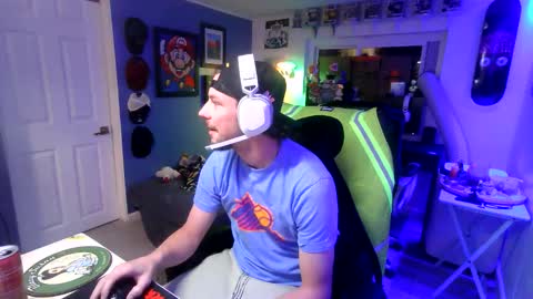 Snapshot of hungtxcock92 chatting on December 14, 12:54 pm hungtxcock92 online show from December 14, 12:54 pm