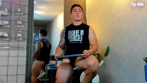 hunk_ryan online show from January 19, 9:34 pm