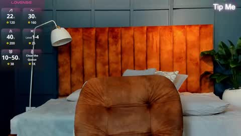 hunk_ryan online show from February 11, 3:51 pm