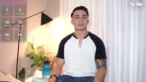 hunk_ryan online show from October 28, 12:09 pm