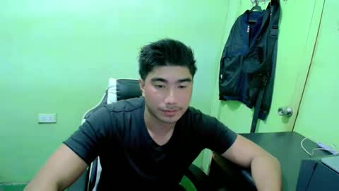 Snapshot of hunkfireman chatting on May 26, 12:28 am ADAM online show from May 26, 12:28 am
