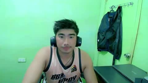 Snapshot of hunkfireman chatting on May 31, 11:50 pm ADAM online show from May 31, 11:50 pm