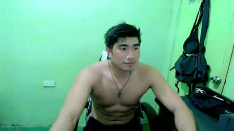 Snapshot of hunkfireman chatting on June 15, 1:19 am ADAM online show from June 15, 1:19 am