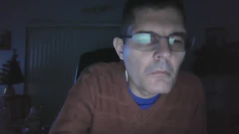hunkmasclefad458 online show from January 4, 5:05 am