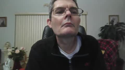hunkmasclefad458 online show from February 16, 6:42 am