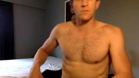 Snapshot of hunkndominant chatting on September 13, 9:42 am HunkNdominant online show from September 13, 9:42 am