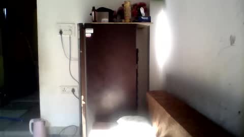 hunkster102 online show from February 8, 4:05 am