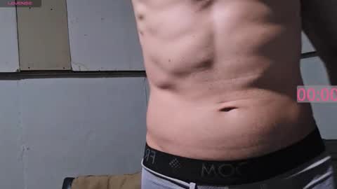 Wh8teboi online show from February 6, 4:06 am