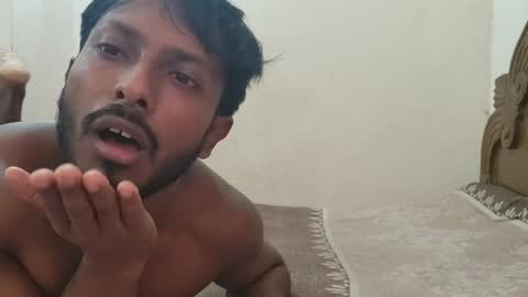 Snapshot of hunky_ariyaan chatting on May 11, 7:58 am Hunky Ariyaan online show from May 11, 7:58 am