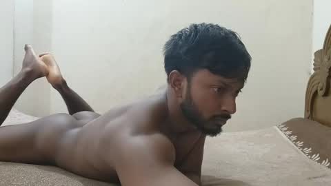 Snapshot of hunky_ariyaan chatting on May 12, 9:45 pm Hunky Ariyaan online show from May 12, 9:45 pm