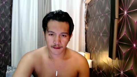 hunkylloyd online show from February 12, 12:22 pm