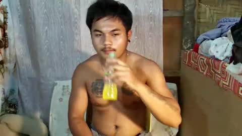 hunkyzeus online show from March 2, 3:41 am