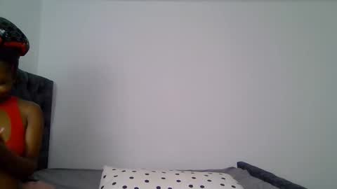 hunny online show from November 22, 4:06 pm