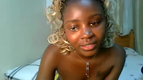 hunny online show from February 3, 6:57 pm