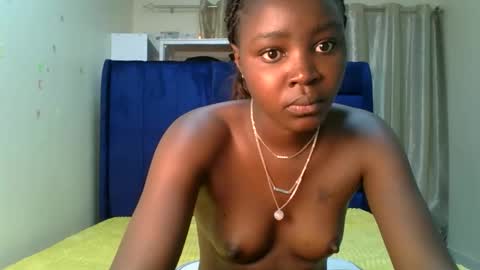 Snapshot of hunnyteaser chatting on May 5, 9:17 am hunny online show from May 5, 9:17 am