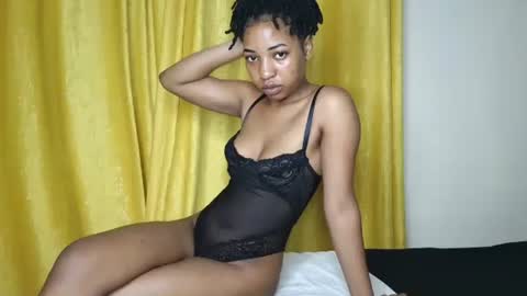 hunsweetpie online show from November 25, 1:49 am