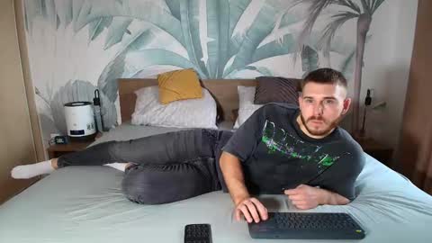 Hunter Bridges online show from November 29, 11:02 am