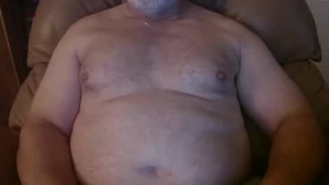 Snapshot of huntermark1 chatting on October 12, 7:46 pm huntermark1 online show from October 12, 7:46 pm
