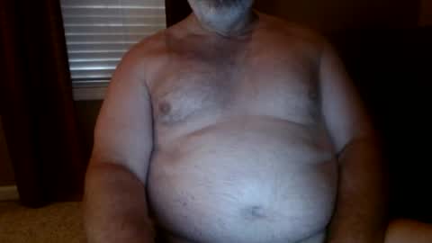 Snapshot of huntermark1 chatting on June 15, 10:45 pm huntermark1 online show from June 15, 10:45 pm