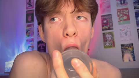 Snapshot of hunterrxxxhunter chatting on February 3, 7:10 pm Hunter online show from February 3, 7:10 pm