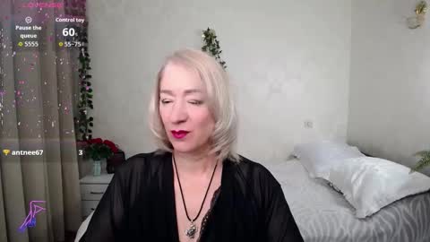 Irena online show from November 24, 2:06 pm