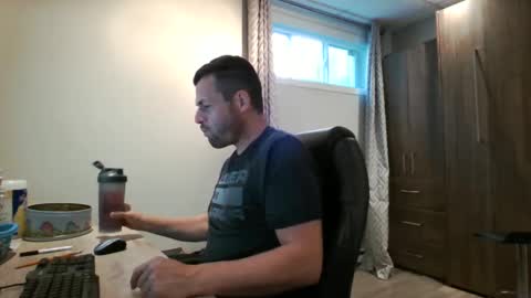 hurley7890 online show from October 3, 1:30 pm