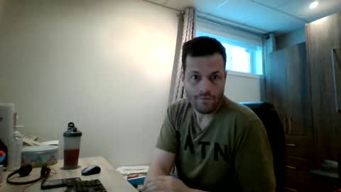 hurley7890 online show from April 20, 1:03 pm