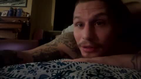 Snapshot of husbandandwife2011 chatting on February 1, 4:46 am husbandandwife2011 online show from February 1, 4:46 am