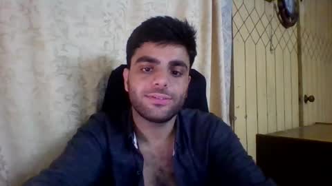 Snapshot of huzaifa654 chatting on July 29, 4:05 pm huzaifa654 online show from July 29, 4:05 pm