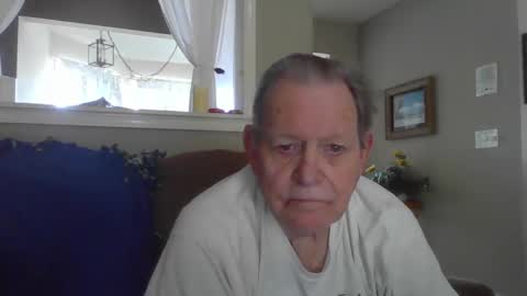 Snapshot of hvl13 chatting on January 18, 8:30 pm hvl13 online show from January 18, 8:30 pm