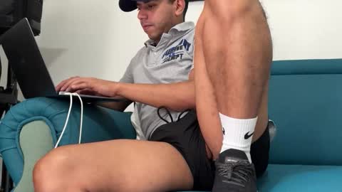 hvm20 online show from December 4, 5:10 pm