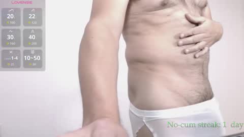 Andrew online show from November 14, 8:29 pm