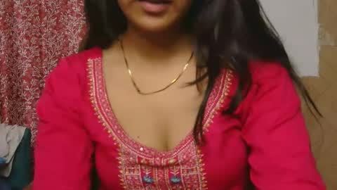 Snapshot of hy_siry chatting on May 4, 7:37 am Siry online show from May 4, 7:37 am