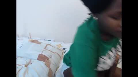 hyacinth_b online show from June 9, 9:59 pm