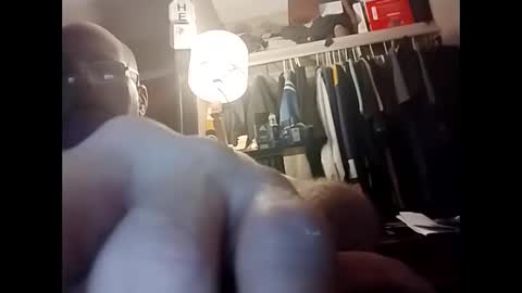 Teejay1971 online show from September 10, 10:10 pm