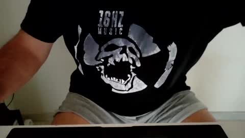 hyperi0 online show from April 24, 5:26 pm